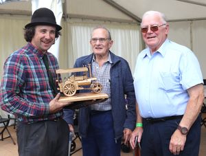 The Mr Phillip Morgan perpetual memorial trophy for his 1925 Marshall compound tractor called ‘Moonraker’, presented with the trophy by Tom Henderson and Andrew Sample. Image by E A Bates