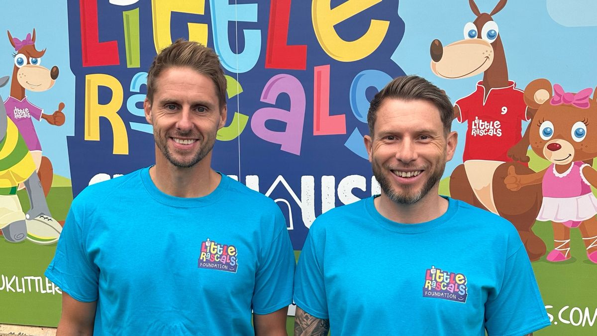 Shrewsbury Town assistant Dave Edwards launches £10,000 fundraising appeal as he takes on London Marathon