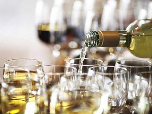 Supporting image for story: £1,500 of wine stolen from wedding reception on Shropshire border