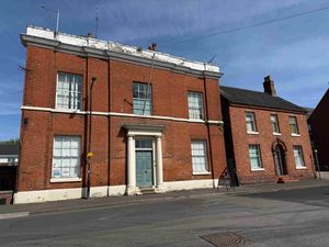 Supporting image for story: Former police station in Staffordshire which closed earlier this year for sale at auction