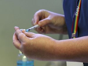 Supporting image for story: It could take a year to vaccinate UK population against Covid-19 – experts