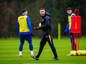 Supporting image for story: "It doesn't feel like that" - Rob Edwards on Wolves atmosphere ahead of potential record-equalling run