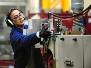 Supporting image for story: UK economy contracts for second month running in October