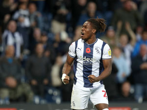 Supporting image for story: West Brom's Brandon Thomas-Asante thrilled at Rooney goal comparison