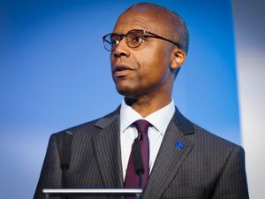 Supporting image for story: Teachers not given time off by schools to get Covid vaccine, union leader says