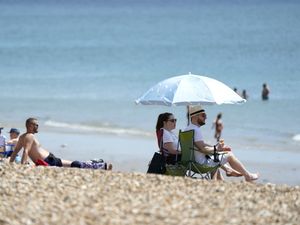 Supporting image for story: Britain to bask in ‘wall-to-wall sunshine’ amid 32C heatwave