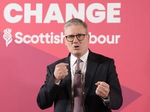 Supporting image for story: Starmer defends taking private jet from Wales to Scotland