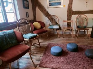 A comfortable space for workshops and courses. 