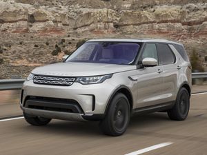 Supporting image for story: Land Rover to move Discovery production to Slovakia from Solihull