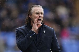 Supporting image for story: Shrewsbury v Blackpool: Gareth Ainsworth sends 'work rate' warning
