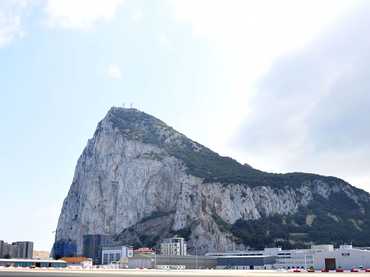 UK agrees to check-free land border for Gibraltar but EU controls for flyers
