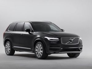 Supporting image for story: Volvo suits up XC90 for security work
