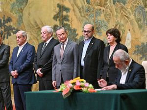 Supporting image for story: Hamas and Fatah sign declaration to form future government as war rages in Gaza