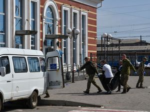 Supporting image for story: Britain ‘appalled’ by Ukraine railway station attack on civilians fleeing war
