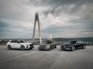 Supporting image for story: Bentley profits soar to £624m in best year for British firm