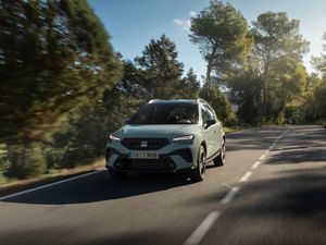 Supporting image for story: First Drive: Warmed-over Arona isn’t quite the rebirth of Seat that we had hoped for