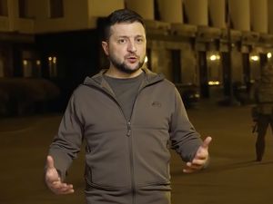 Supporting image for story: Zelensky demands more courage from the West in helping Ukraine fight