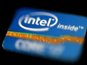 Supporting image for story: Intel is killing off its new smart glasses project