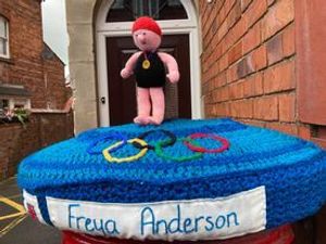 Freya Anderson won in the mixed medley
