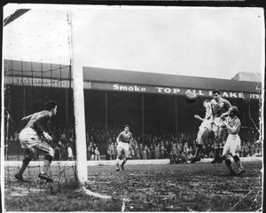 Arthur Rowley breaks Dixie Dean's record of 379 league goals at Bradford with a stunning header