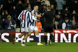 EDITORIAL USE ONLY. No use with unauthorized audio, video, data, fixture lists, club/league logos or 'live' services. Online in-match use limited to 120 images, no video emulation. No use in betting, games or single club/league/player publications