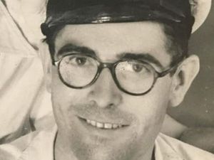 Supporting image for story: Tributes as 'sharp and funny' Stourbridge Normandy veteran dies aged 101