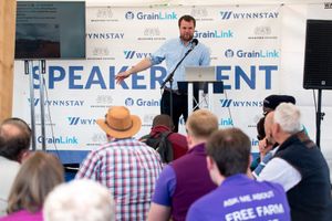 Olly 'Blogs' Harrison