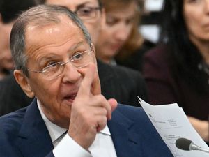 Supporting image for story: Blinken and Lavrov clash on Ukraine at security meeting in Malta