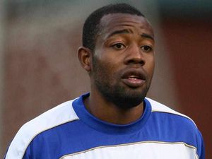 Supporting image for story: AFC Telford close to deal for Grimsby's Simon Ford