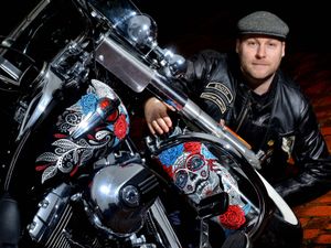 Supporting image for story: Biker wins Harley Davidson competition with Mexican-inspired artwork