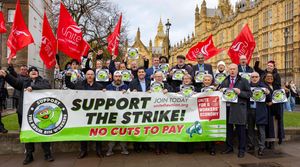 MPs met with striking Birmingham bin workers outside Parliament this week. Credit: Unite.
