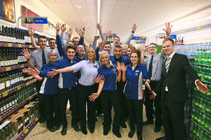 Supporting image for story: Watch: New Oswestry Aldi goes down a treat