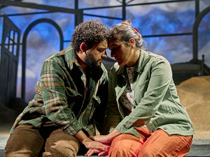 Supporting image for story: Review: The Beekeeper of Aleppo at Theatre Severn, Shrewsbury