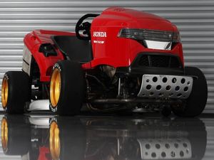 Supporting image for story: Can it cut it? Honda looks to smash high-speed record with Mean Mower V2