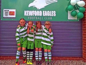 Supporting image for story: Kewford Eagles flying high as Wolves swoop