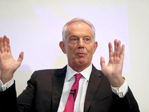 Supporting image for story: Tony Blair praises Jeremy Corbyn’s handling of Brexit