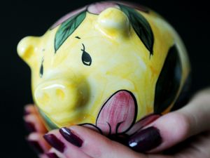 Supporting image for story: Savings rates could fall even further, experts warn