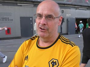 Supporting image for story: 'We have to invest, this squad is not good enough!' Wolves fans on Arsenal defeat - WATCH 