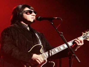 Supporting image for story: Roy Orbison tribute at Oakengates Theatre
