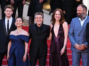 Supporting image for story: Joe Alwyn and Emma Stone reunite with Lanthimos at Kinds Of Kindness debut