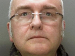 Supporting image for story: Surgeon who burned initials on livers to have case reviewed