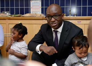 Childcare Minister Sam Gyimah visits the Whitmore Reans Children's Centre