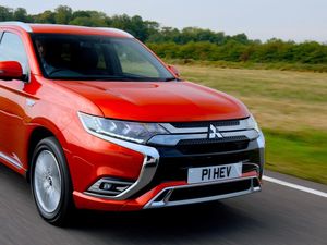 Supporting image for story: Talks between SsangYong GB and Mitsubishi UK break down