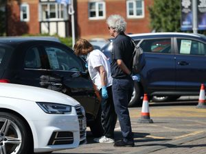 Supporting image for story: Rise in average used car price driven by women, data shows