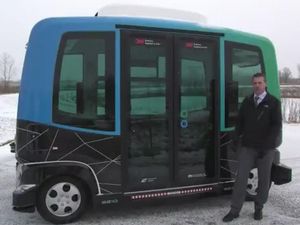 Supporting image for story: This autonomous bus needed winter weather testing so it went to Minnesota