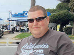 Supporting image for story: Tributes pour in for gentle giant