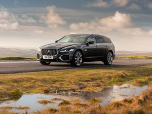 Supporting image for story: First Drive: The 2021 Jaguar XF stakes a claim for best in class