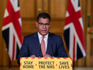 Supporting image for story: Government pressured over 'significant shortfall' of PPE in the West Midlands