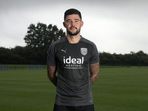 Supporting image for story: West Brom sign Alex Mowatt