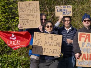 Supporting image for story: Union urges for ministers to help with Scottish Water pay dispute